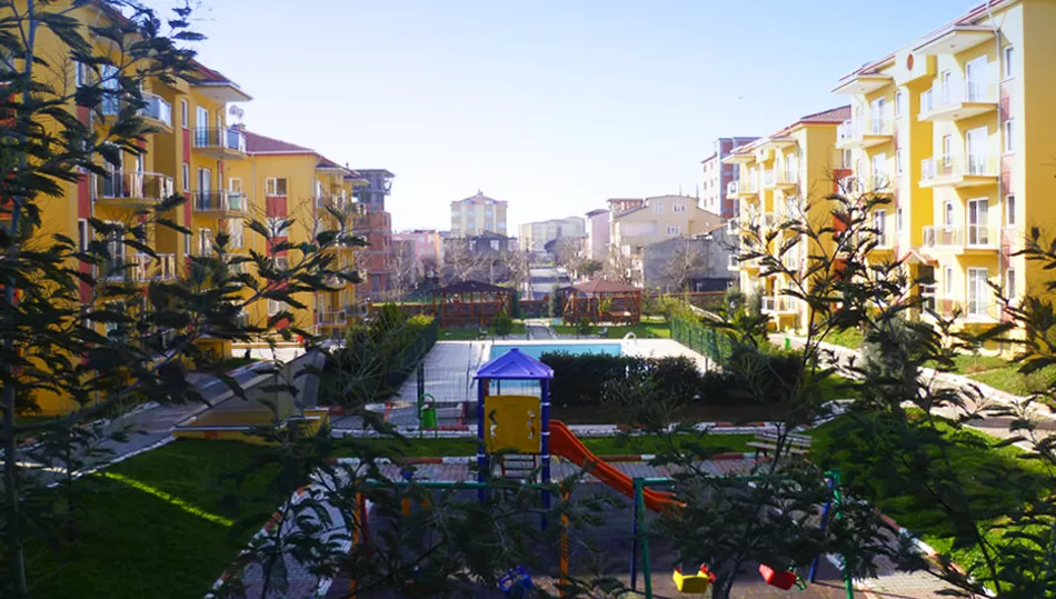 Begonya Houses